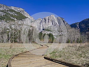 upper Yosemite Fall