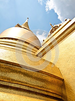 Uprisen view of Emerald Buddha temple