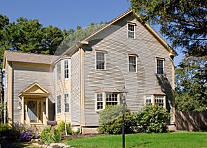 Upscale Modern Farm House