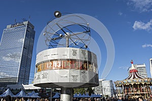 The Urania Weltzeituhr clock