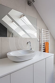 Urban apartment - round sink