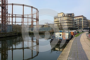 Urban Canal Boats. Alternative lifestyle living. London