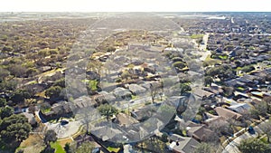 Urban sprawl DFW Dallas Fort Worth subdivision design with multiple cul-de-sac dead-end residential street that shapes