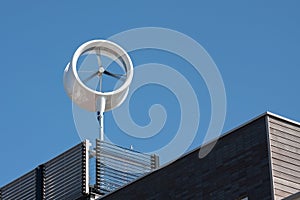 Urban wind turbine