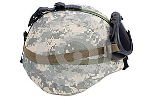 Us army kevlar helmet with goggles