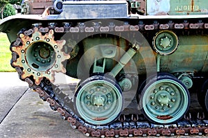 Us army wwll military tank track assembly
