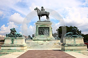 US Grant Statue photo