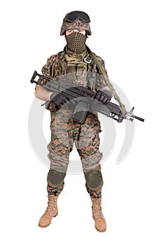 US MARINES with M249 machine gun