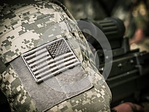 US Soldier with machine gun