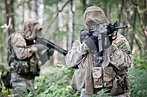 US soldiers on patrol