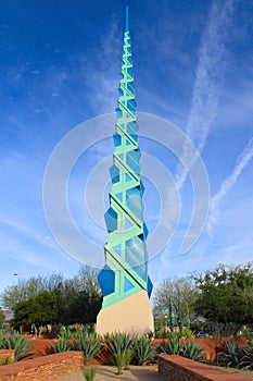 USA, Arizona/Phoenix: Architecture - F. Lloyd Wright Spire/Side View