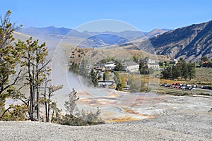 USA, Wyoming: Mammoth Hot Springs and Village
