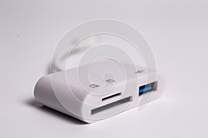 USB-C to USB 3.0 and SDMicroSD Card Reader Adapter, 3-in-1 Multiport Hub