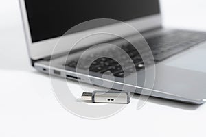 USB stick and interface of a notebook