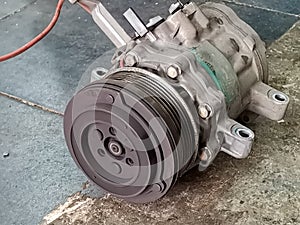 Used car airconditioner compressor