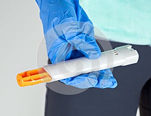 Used epinephrine injector after treating allergic reaction