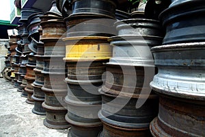 Used and surplus tire rims