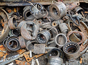 Useless, rusty brake discs shock absorber and other