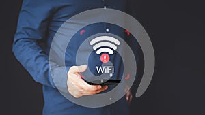User using a mobile phone to connect to wifi but wifi not connected