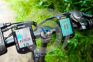 Using a bicycle computer. Bicycle computer for cycling