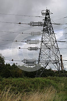 USK MOUTH POWER STATION PYLONS AND CABLES