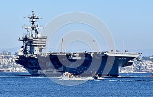 USS Carl Vinson (CVN 70)