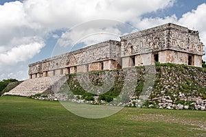 Uxmal Maya Ruins img