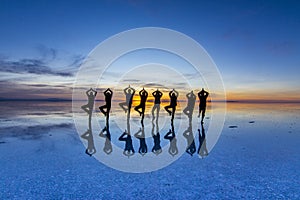 Uyuni reflections are one of the most amazing things that a photographer can see. Here we can see how the sunrise over an infinite
