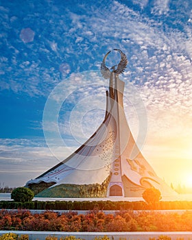 UZBEKISTAN, TASHKENT - JANUARY 4, 2023: Monument of Independence in the form of a stele with a Humo bird in the New photo