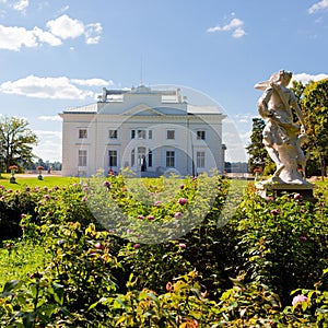 Uzutrakis manor in Lithuania