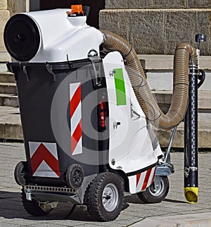 Vacum street cleaner machinery