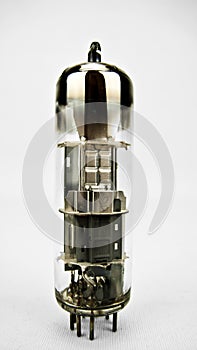 Vacuum tube