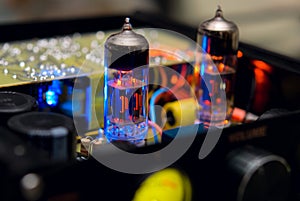 Vacuum tube