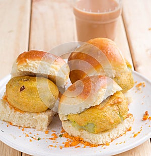 Vada Pav, teatime snack