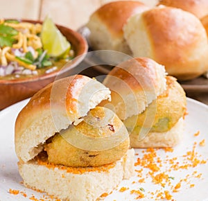 Vada Pav, teatime snack