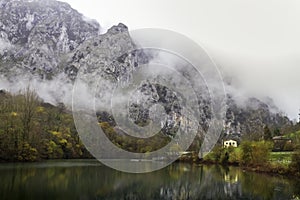 Valdemoro Reservoir in autumn