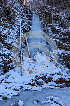 Valea lui Stan Gorge in winter, Romania