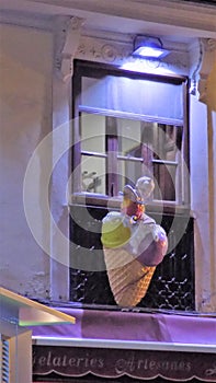 Valencia-balcony and ice cream