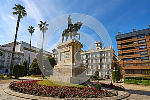 Valencia Parterre Alfonso Magnanimo statue