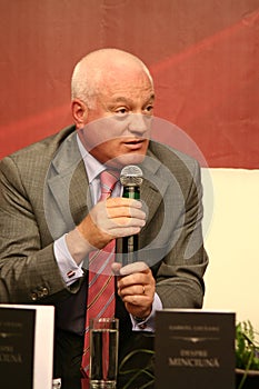 Valeriu Stoica