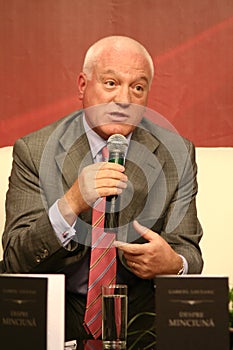 Valeriu Stoica
