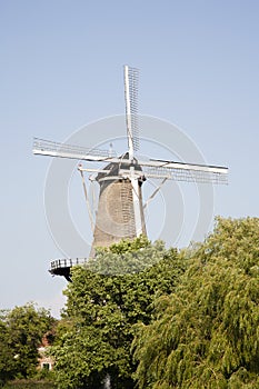 Valk windmill Leiden