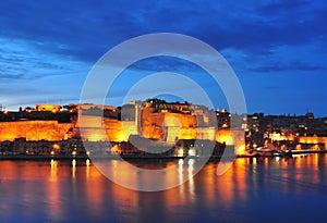 Valleta at night photo