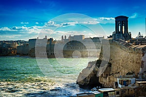 Valletta, Malta: Siege Bell Memorial