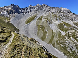 Valley Vistas: High-Altitude Trail Adventure in Val Cenis, Vanoise National Park, France