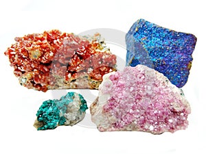 vanadinite cobaltocalcite chalcopyrithe dioptase geological crystals