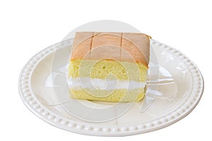 Vanilla chiffon cake separate via spoon