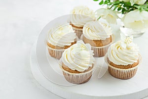 Pasteles pequenos para una persona crema queso helado 