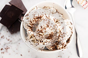 Vanilla ice cream with chocolate chips - straciatella