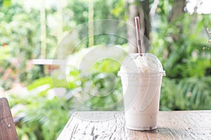 vanilla milkshake smoothie